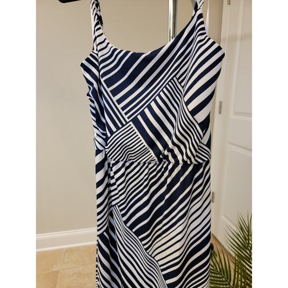 BCX Stunning Navy and White Maxi Dress - Picture 2 of 4
